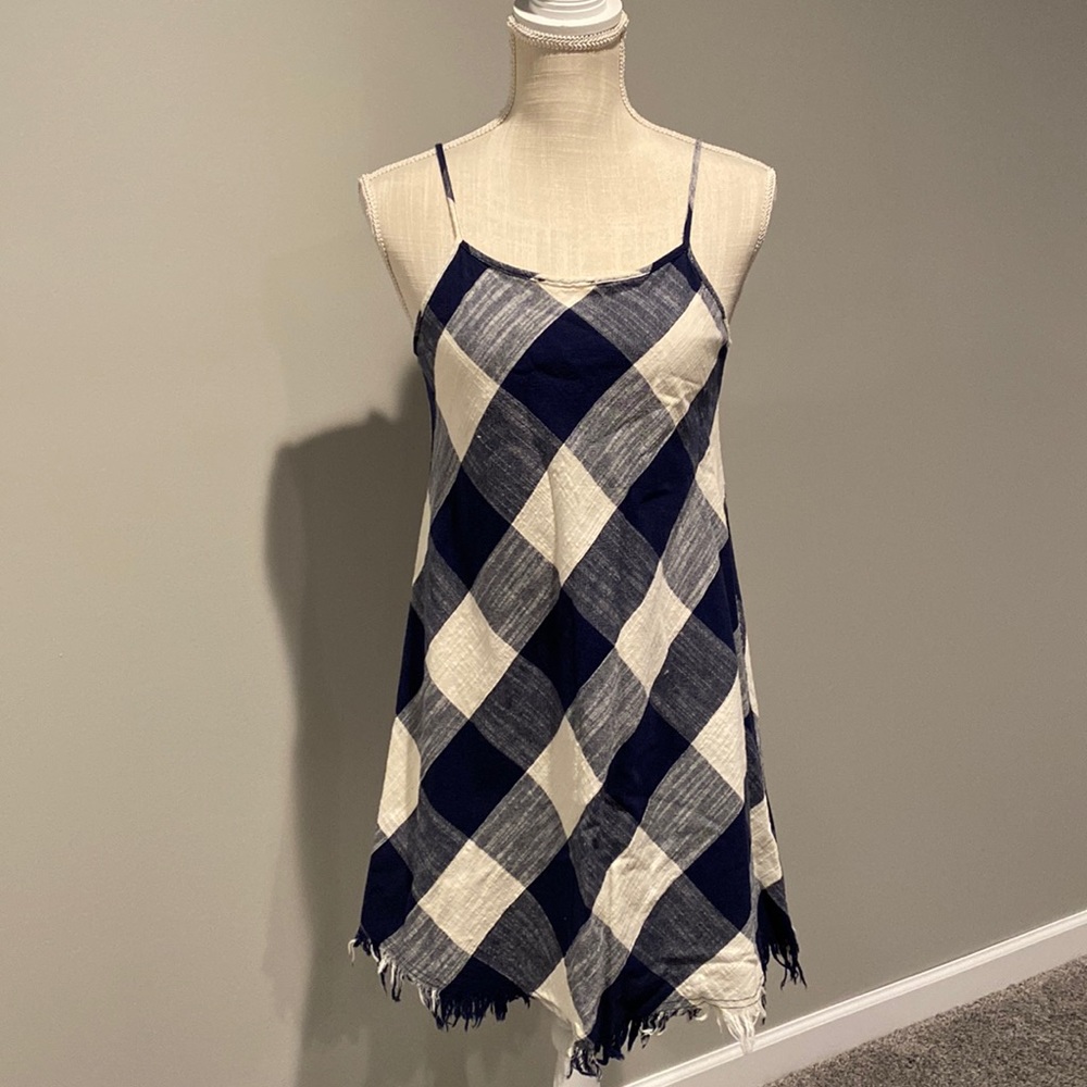 Universal Threads Frayed Hem Dress Size: XS
